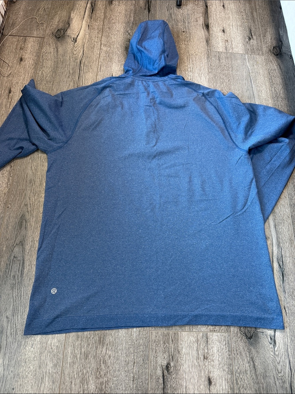 lululemon athletica Men's Heathered Navy Hoodie Pullover